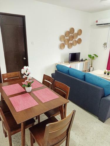 Famisa Eastern Gold Service Apartment
