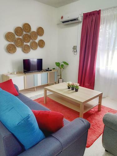 Famisa Eastern Gold Service Apartment
