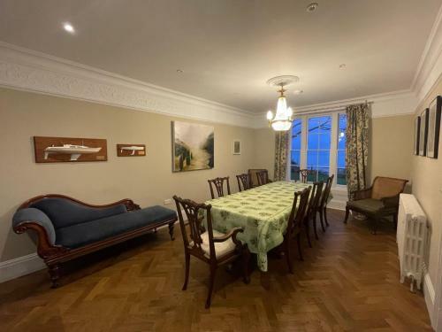Ventnor Victorian Villa With Enviable Sea Views