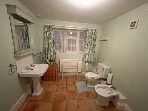 Ventnor Victorian Villa With Enviable Sea Views