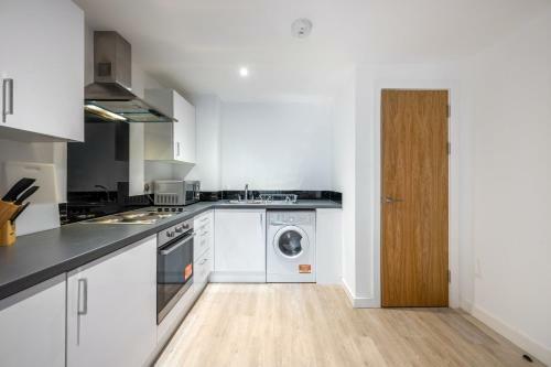 A Modern Apartment In Preston City Centre