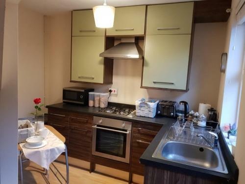Hostal Preston Stocks Road Serviced House