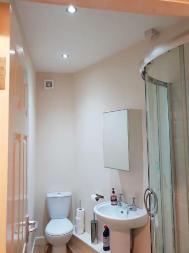 Hostal Preston Stocks Road Serviced House