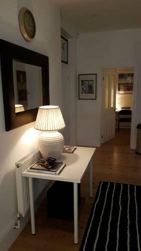 Apartment At 5 Victoria Parade