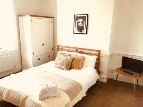 Aston Henry James Prospect Street - Stunning Studio Apartment