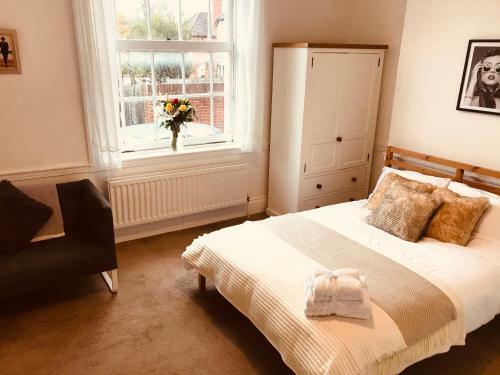 Aston Henry James Prospect Street - Stunning Studio Apartment