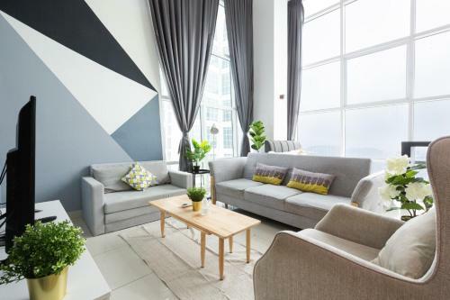 Maritime Suite Apartment By Dwell