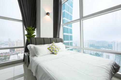 Maritime Suite Apartment By Dwell