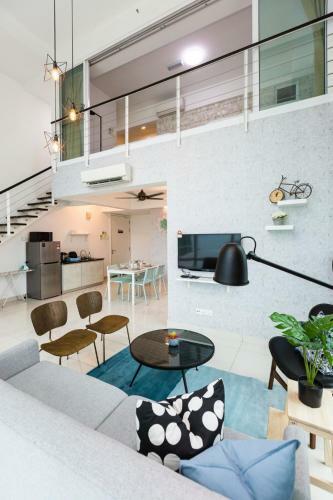 Maritime Suite Apartment By Dwell