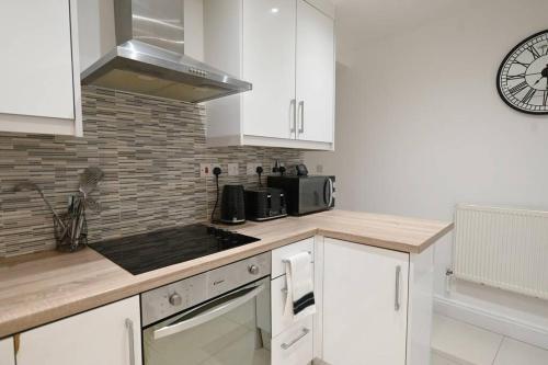 Modern 'serviced Apartment' Sleeps 4