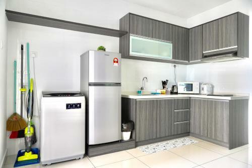 Gurney Drive Mansion One Serviced Apartment