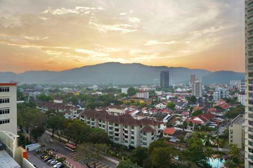 Gurney Drive Mansion One Serviced Apartment