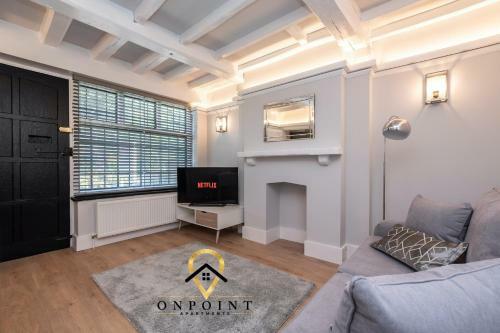 Onpoint -fresh Apartments With Parking!