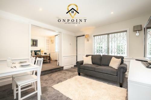 Onpoint -fresh Apartments With Parking!