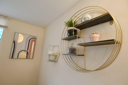 Four Bedroom House - Reading Town Centre