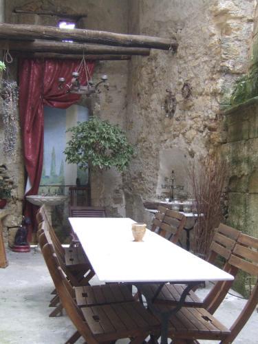 Bed & Breakfast Bize De La Tour