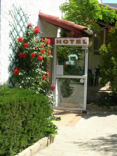 Hotel Les Acanthes