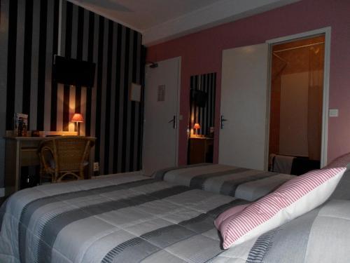 Le Crystal Hotel