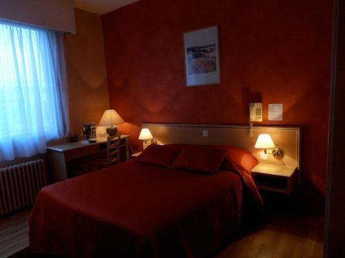 Le Crystal Hotel