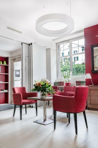 Hotel-caf� Du Trinquet