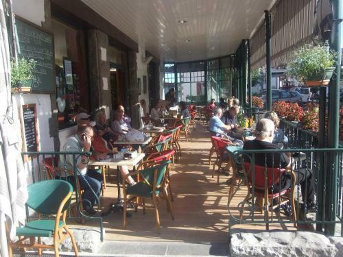 Hotel-caf� Du Trinquet