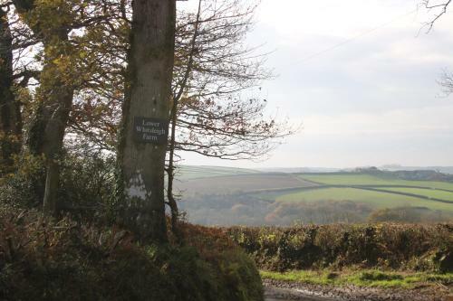 Lower Whitsleigh Farm Cottage
