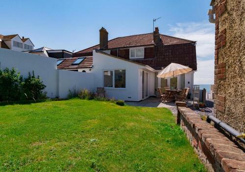 Cliff Top Direct Seaview House - By My Getaways