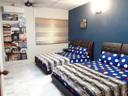 Hostal G East Homestay