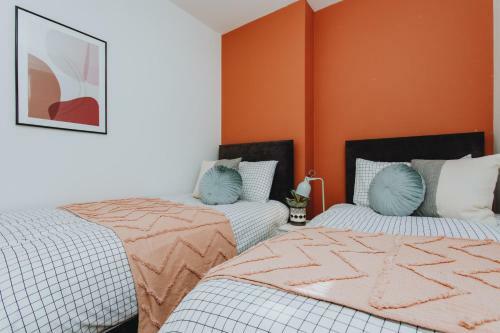 Villa Brand New Townhouse In Rugby