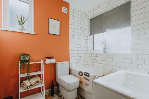Villa Brand New Townhouse In Rugby