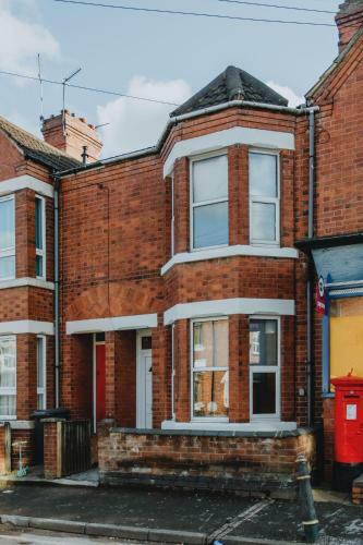 Villa Brand New Townhouse In Rugby