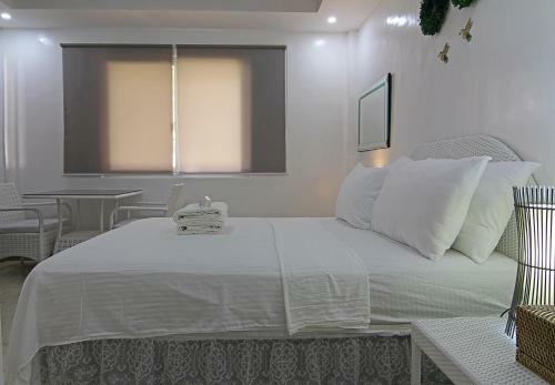Bed & Breakfast Madison Garden And Residences