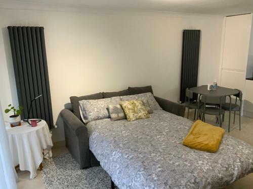 Entire Residential House St Albans