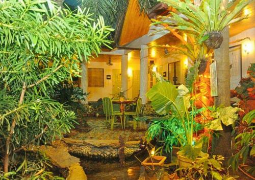 Hotel Reddoorz @ Infinite Green Pension Palawan