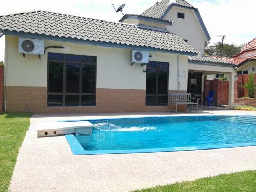 Villa With Private Swimming Pool