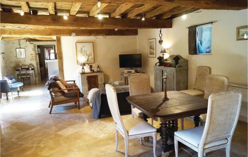 Holiday Home Ruffey Les Beaune Qr-1406