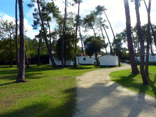 Camping Club Sous Les Pins