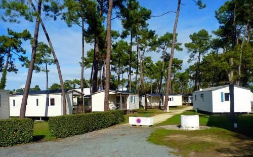 Camping Club Sous Les Pins