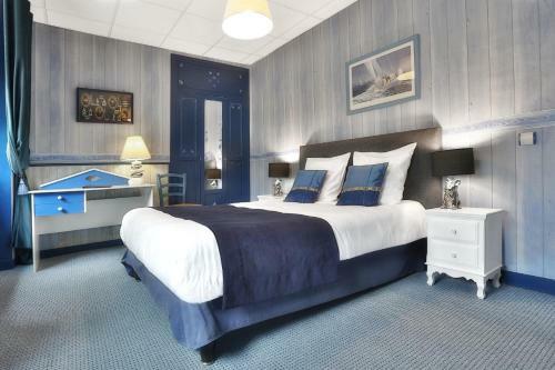 Hotel Logis H�tel Les Voyageurs