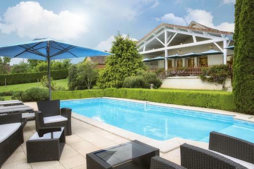 Hotel Logis H�tel Les Voyageurs