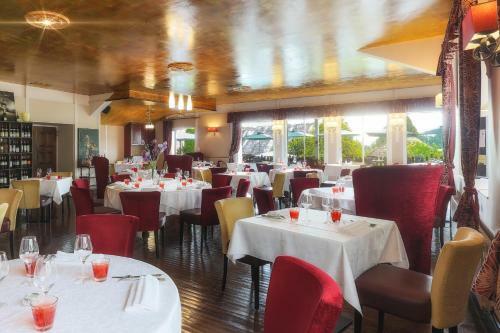Hotel Logis H�tel Les Voyageurs