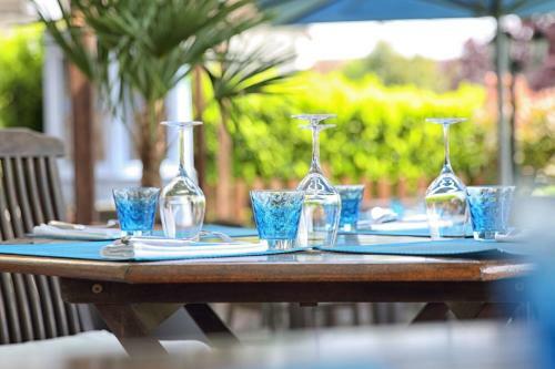 Hotel Logis H�tel Les Voyageurs