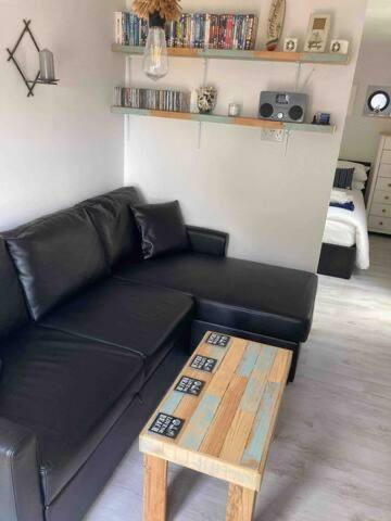 Apartamento The Beach Style Annexe... Dog Friendly!