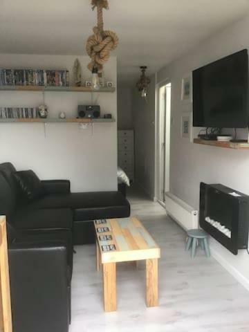 Apartamento The Beach Style Annexe... Dog Friendly!