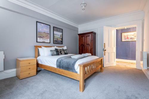 Apartamento The Doctors Hoose, Central, Street Parking