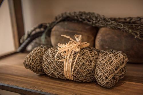 Deluxe Rustic Charlestown Themed Apartment