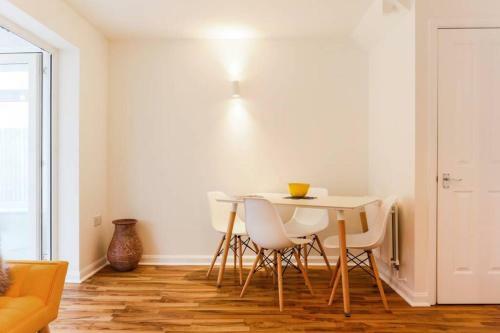 Modern Vibe With A Cornish Calm Twist