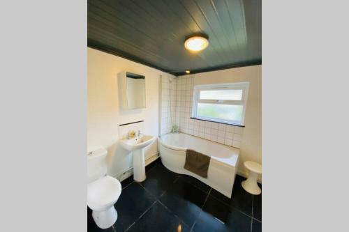Beautiful First Floor Apartment In St Leonards