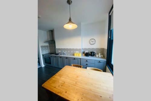 Beautiful First Floor Apartment In St Leonards