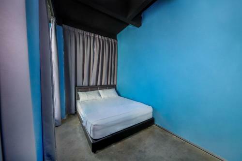 Hotel Spot On 89956 The Blue Malacca